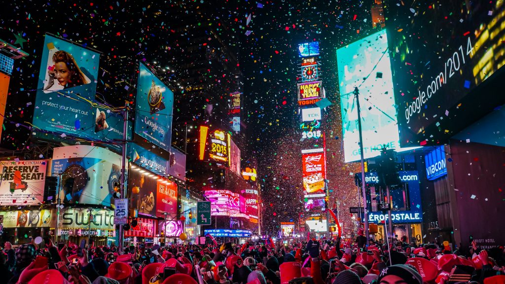 Times Square, um dos pontos turísticos mais badalados de Nova York. Muito de seu imaginário foi construído graças a estratégias de place branding.