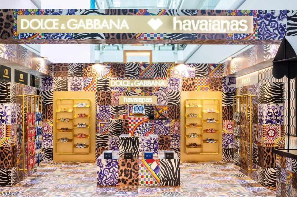 Loja da Havaianas em parceria com a Dolce&Gabbana em São Paulo.