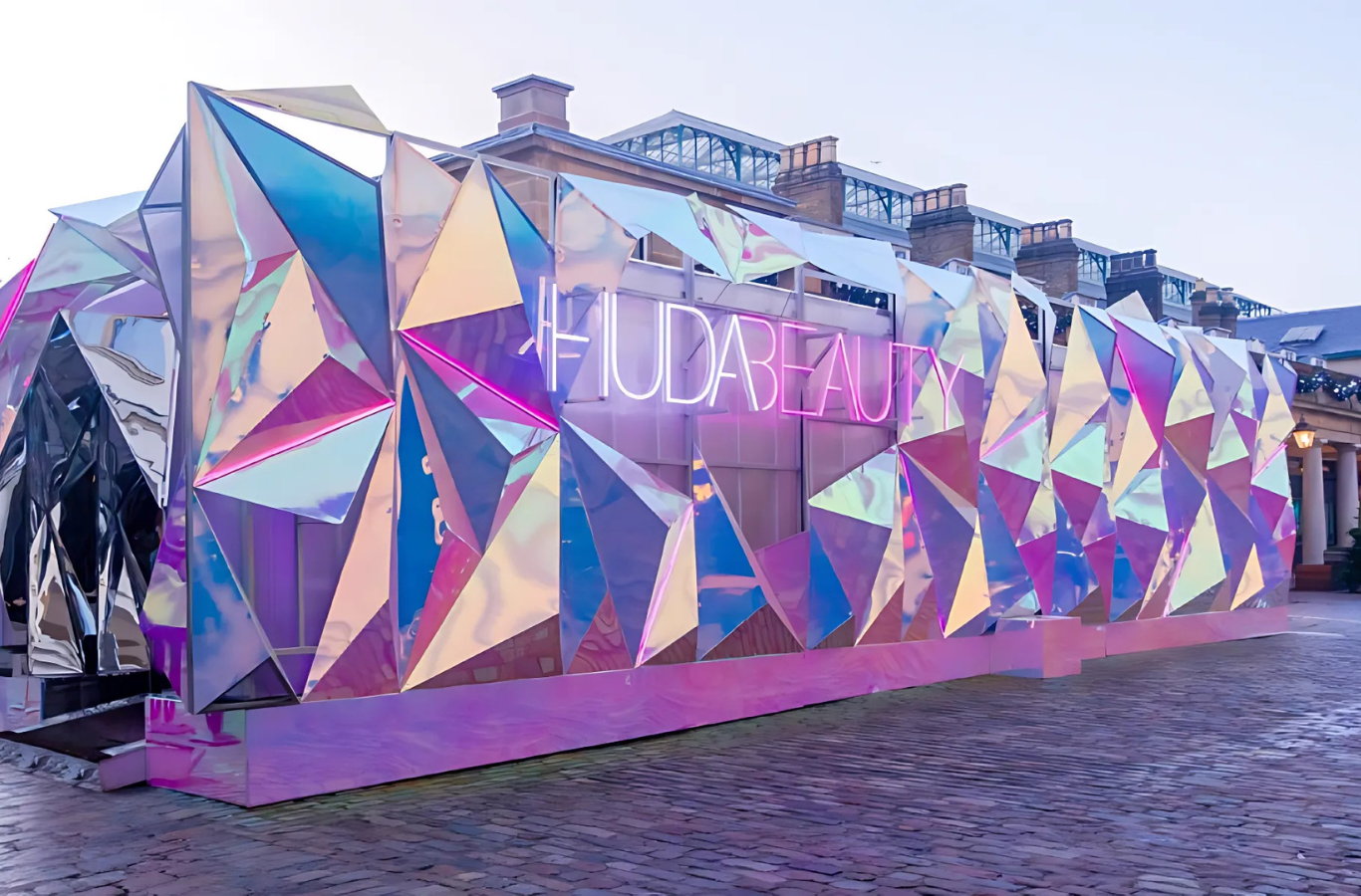 Loja pop-up da Huda Beauty