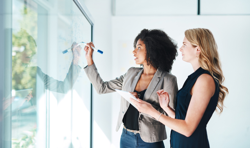 Para marcas, isso exige atenção redobrada ao posicionamento, à comunicação e à forma como narrativas são construídas. Imagem: Reprodução/Canva